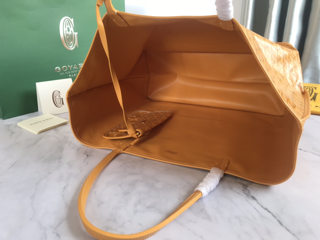 Anjou GM Reversible Tote Bag In Yellow